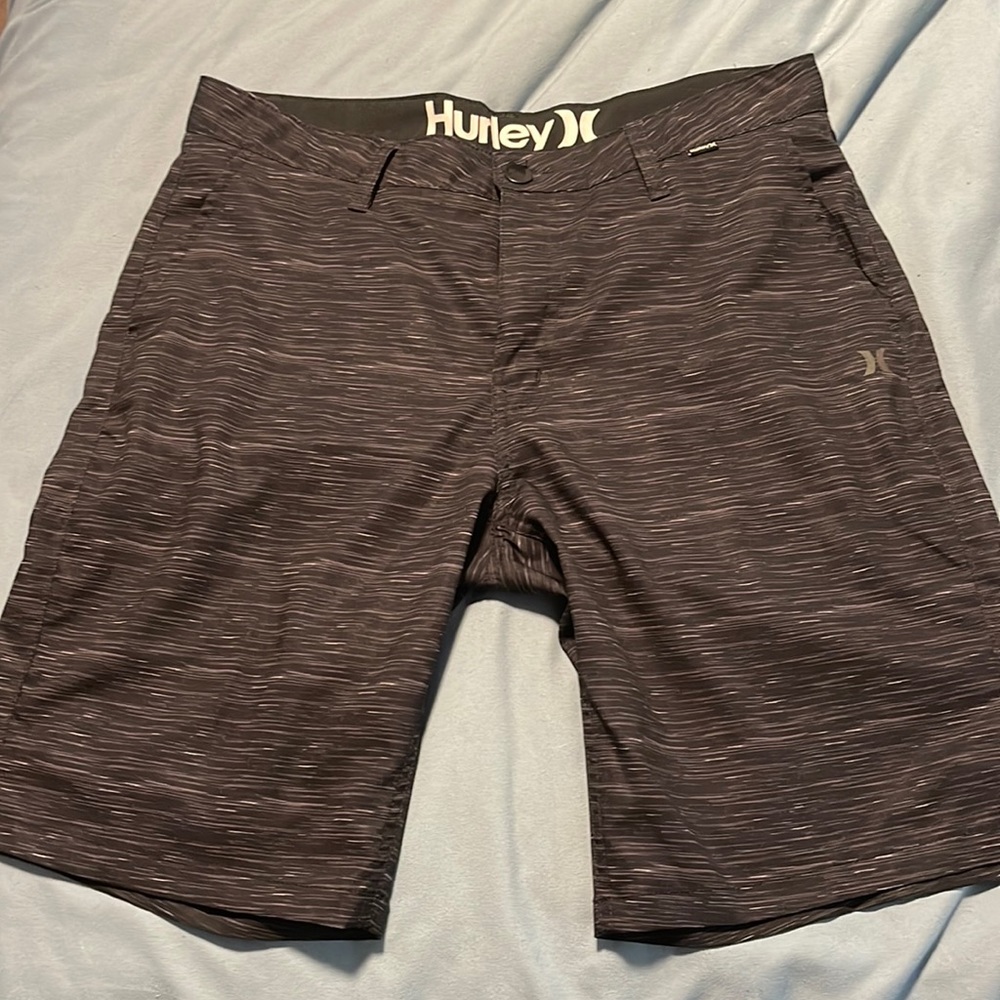 Hurley Black striped board shirt size 34